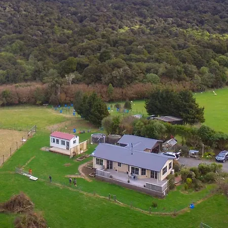 Tram Track Cosy Cabin Reserve Papatowai Exterior photo